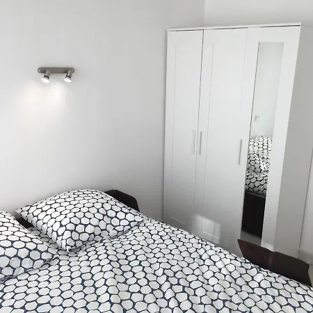 Studio Carre D'or Situe A 50 M De La Plage Lägenhetshotell 3*